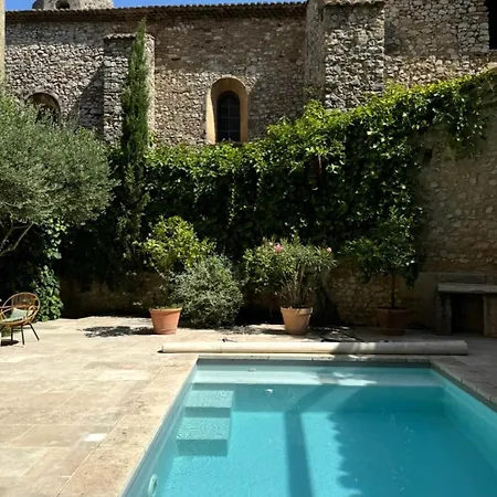 Nora A Uma Nua House Pour 1 A 14 Personnes Bed & Breakfast *