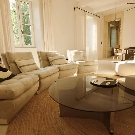 Nora. Uma Nua House Pour 1 A 14 Personnes * Saint-Victor-la-Coste